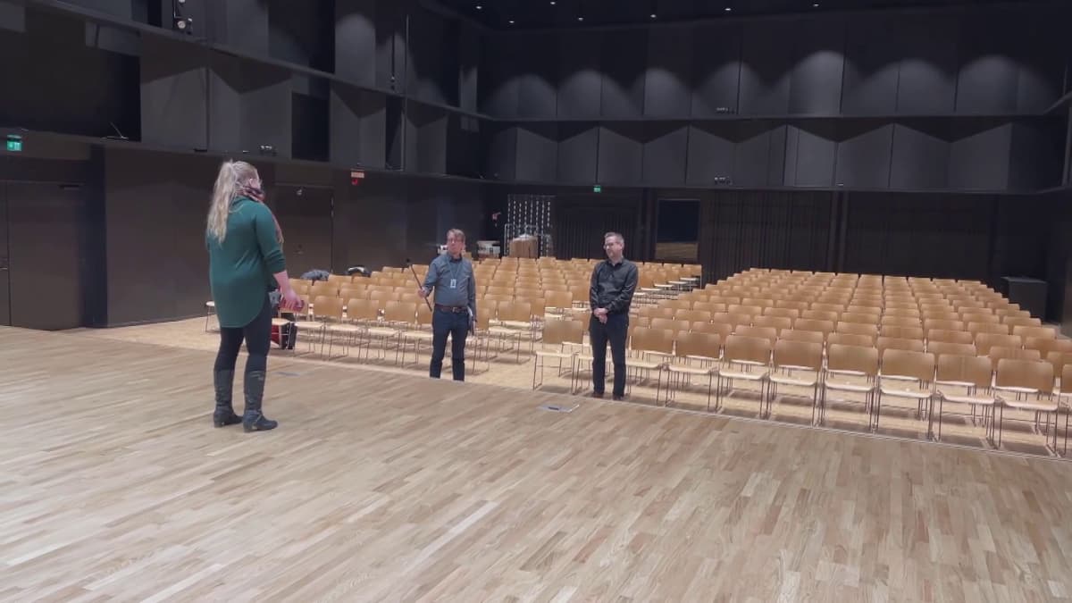 Joensuun konservatorion uusi 260-paikkainen konserttisali valmistui – katso  videolta, miten laulu soi uusissa tiloissa