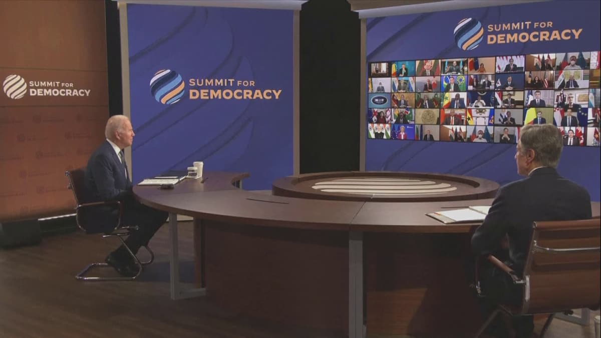 Biden avasi demokratiahuippukokouksen