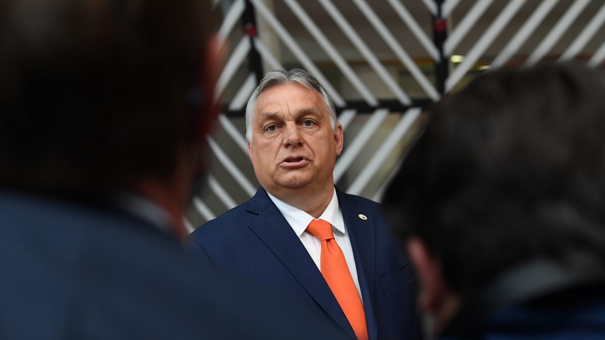 EU ja kansainväliset ihmisoikeusjärjestöt syyttävät pääministeri Viktor Orbánin hallitusta yhä itsevaltaisemmasta toiminnasta.