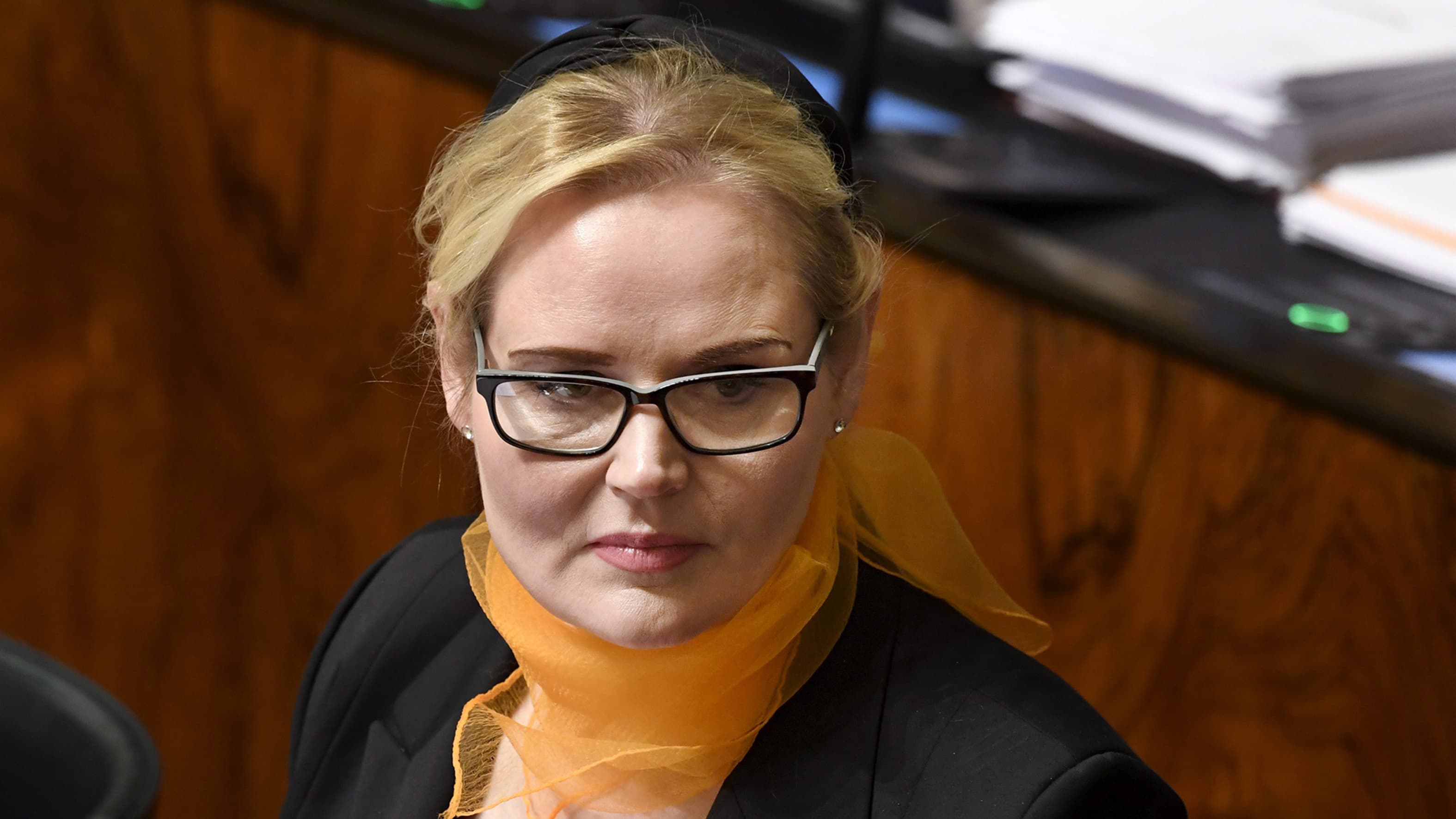 Wednesday's papers: Ex-Finns Party MPs, Kela benefits change, Posti  electronics theft | News | Yle Uutiset