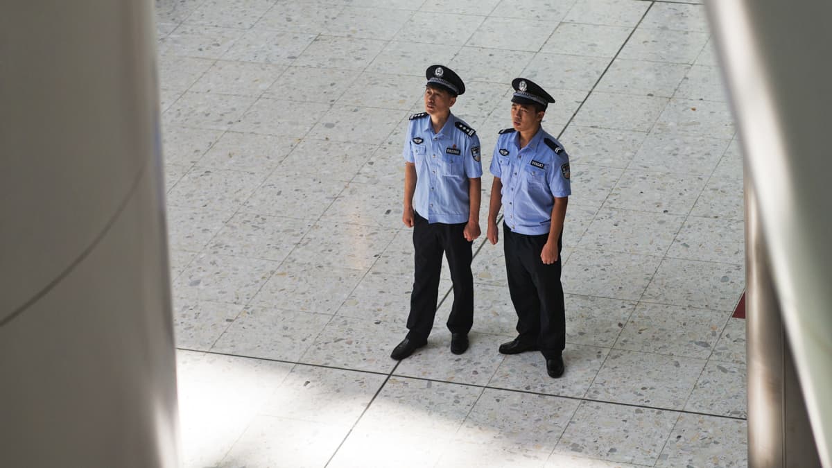 Kiinalaisia poliiseja.