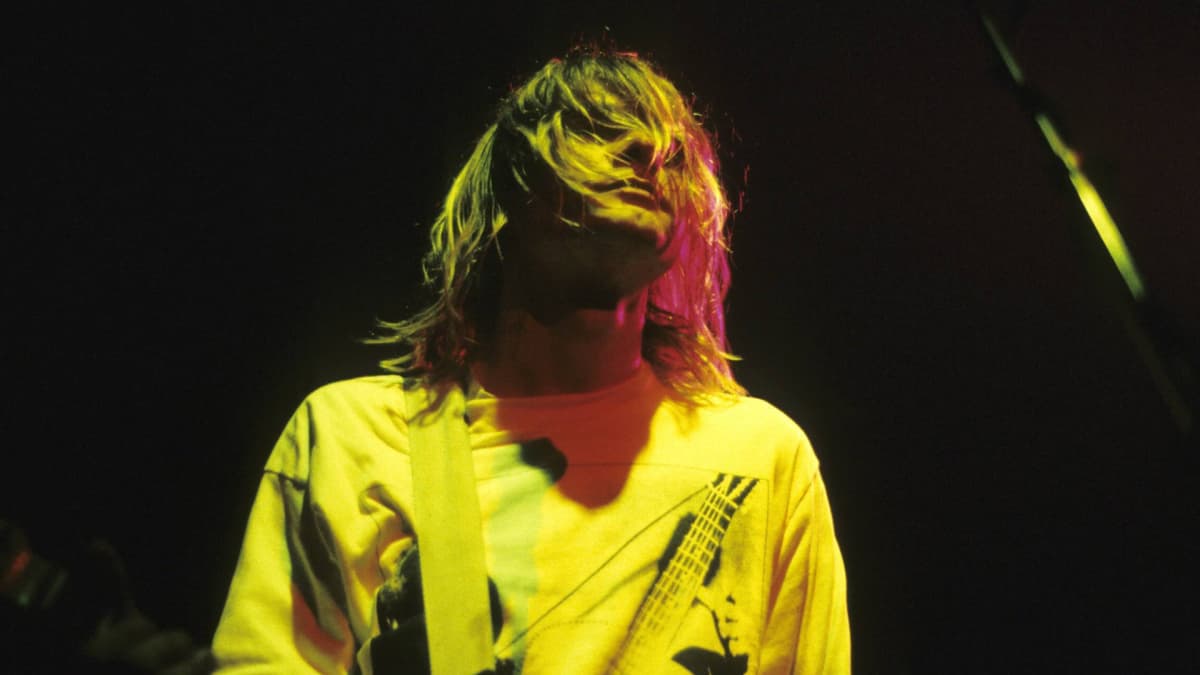 Kurt Cobain konsertoi Lontoon Astoria-teatterissa vuonna 1991. 