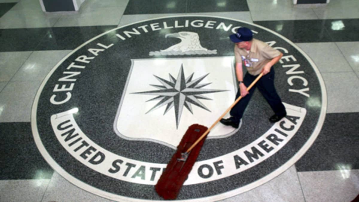 Yhdysvaltain keskustiedustelupalvelu CIA:n pääkonttorin eteishalli