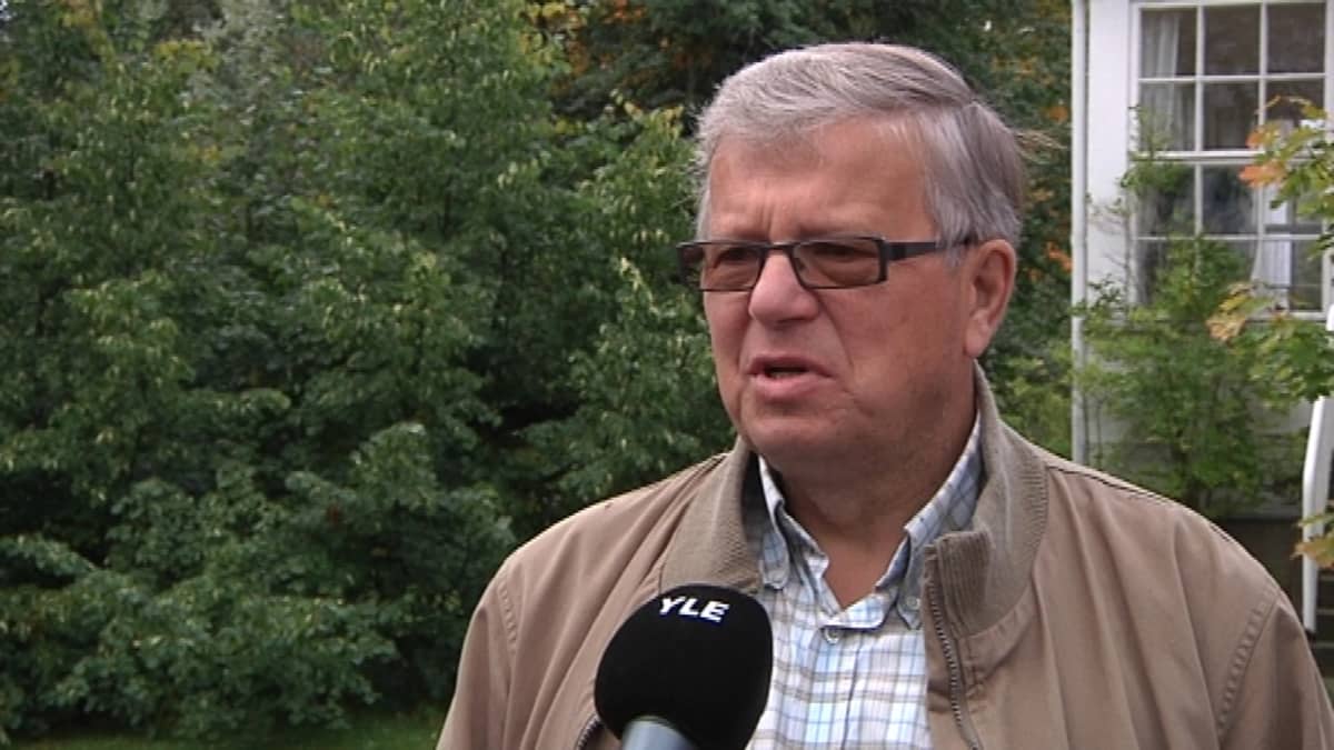 Pohjanmaan SDP:n entinen toiminnanjohtaja Aarne Heikkilä.