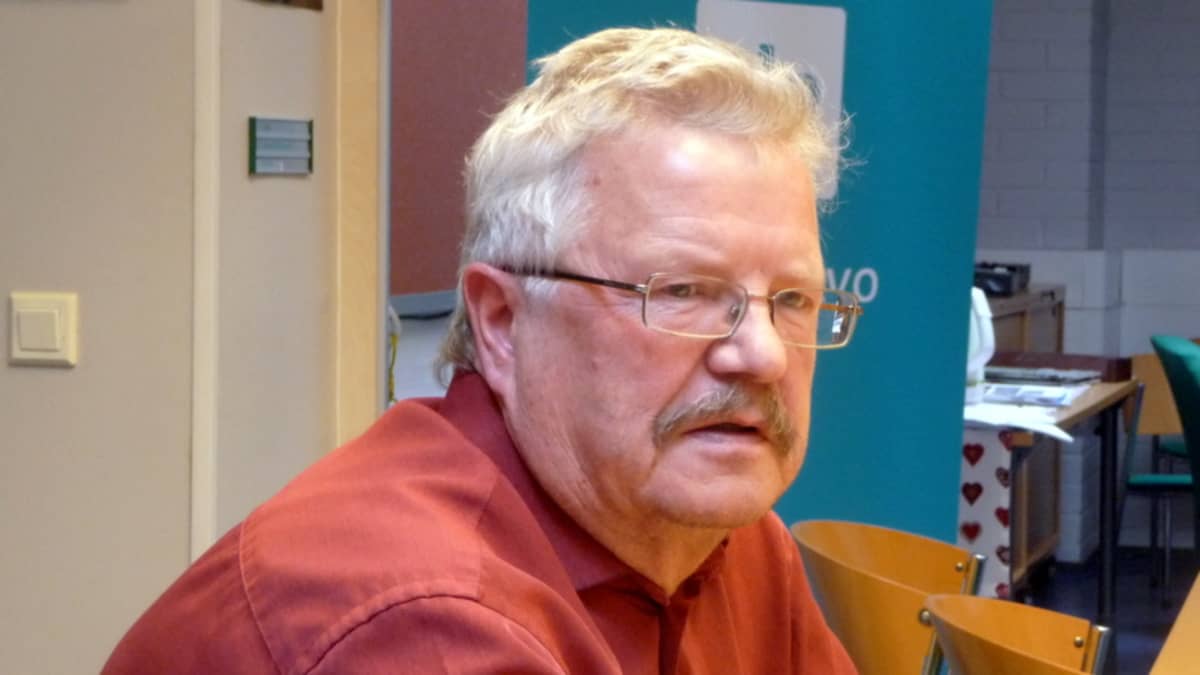 Osmo Ukkonen on SDP:n  Mikkelin kunnallisjärjestön puheenjohtaja.