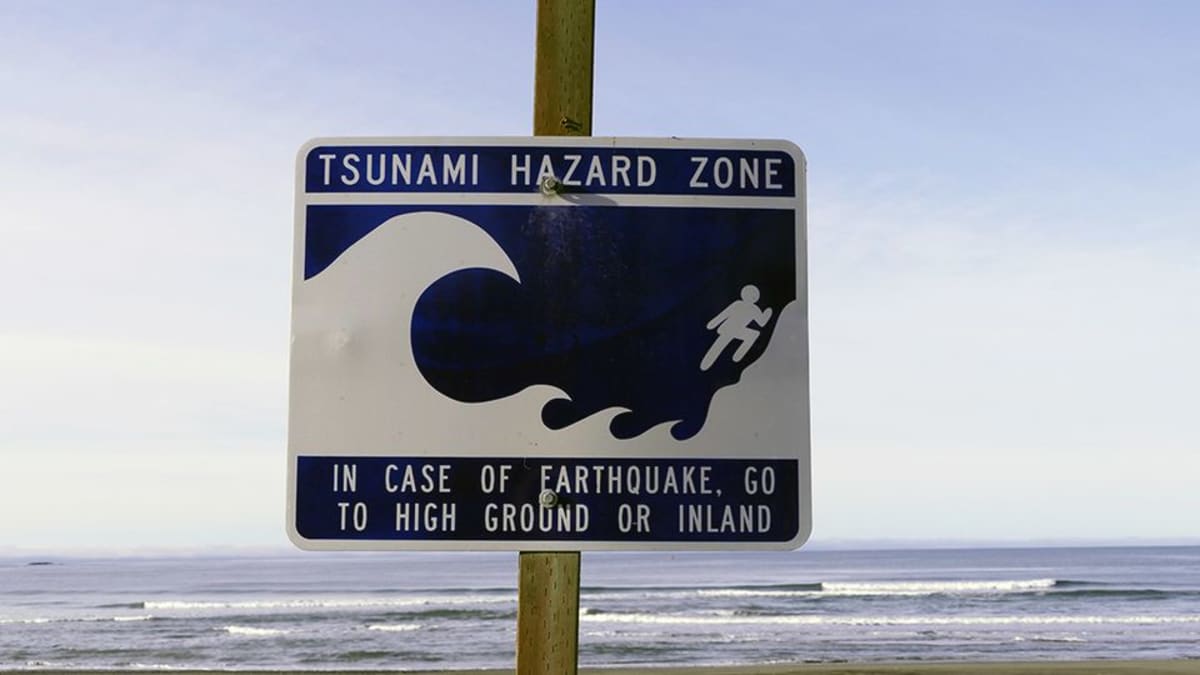Tsunamivaroituskyltti