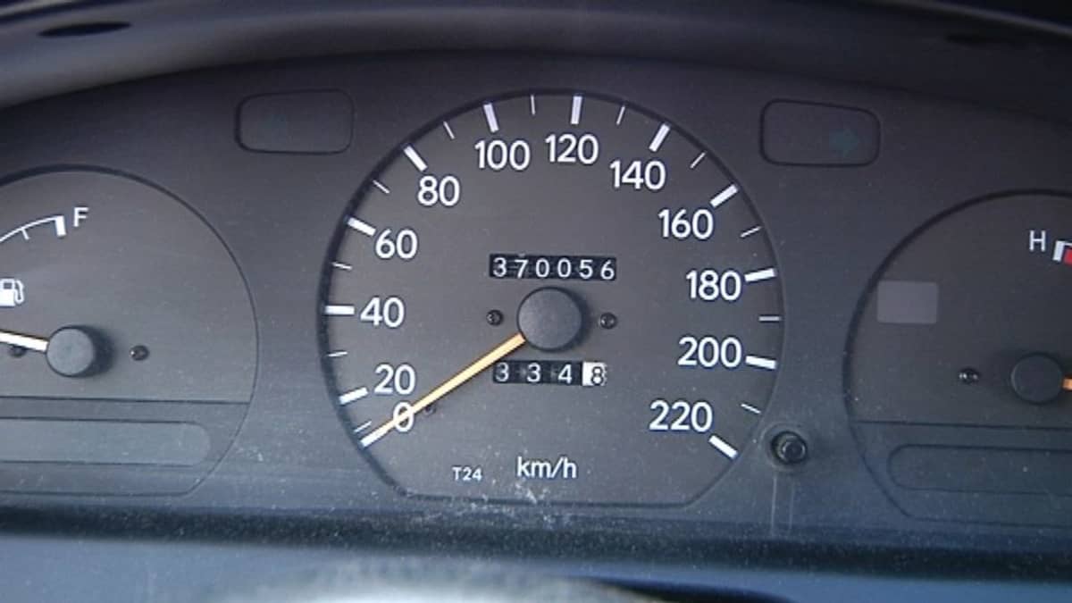 Kesäautojen mittarehin on kertynyt reilusti ajokilometrejä.