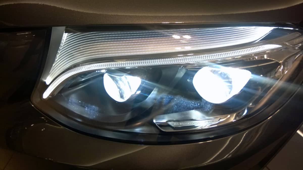 Uusissa autoissa led-valot yleistyvät kovaa tahtia.