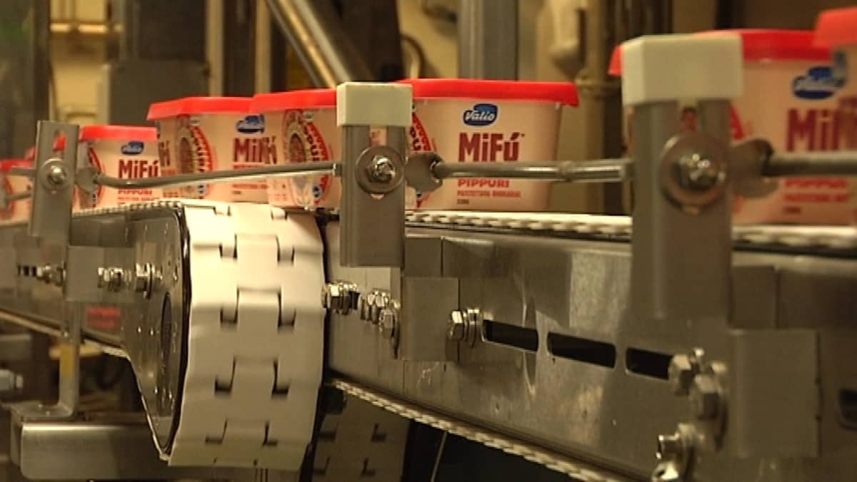 Mifupaketit Valion Seinäjoen tehtaan tuotantolinjalla