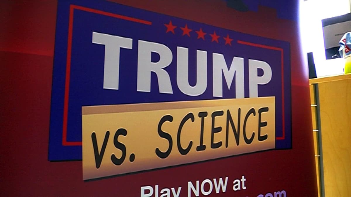 Trump vs science -peli tähtää nuorten kriittisen ajattelun kehittämiseen.
