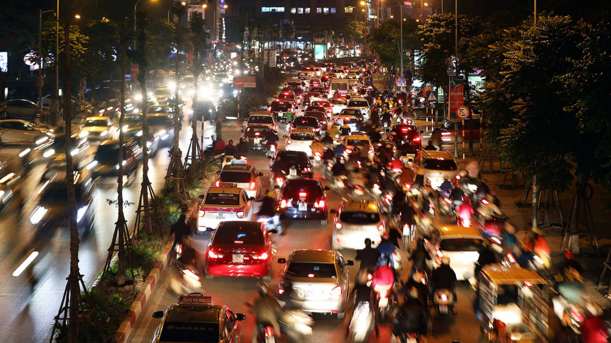 Liikenneruuhka Hanoissa.