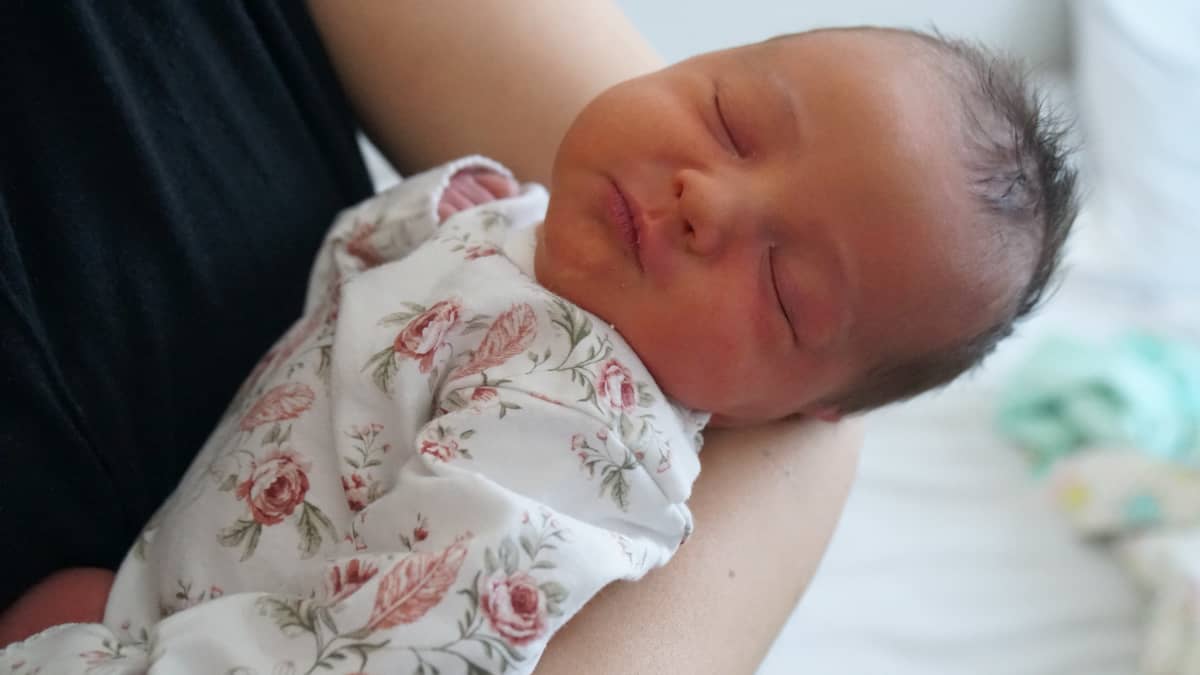 Joensuu-päivän vauva on pikkuneiti Vantaalta | Yle Uutiset