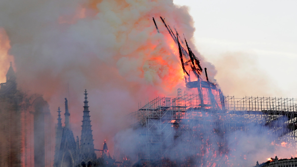 Notre Damen tulipalo 16.4.2019