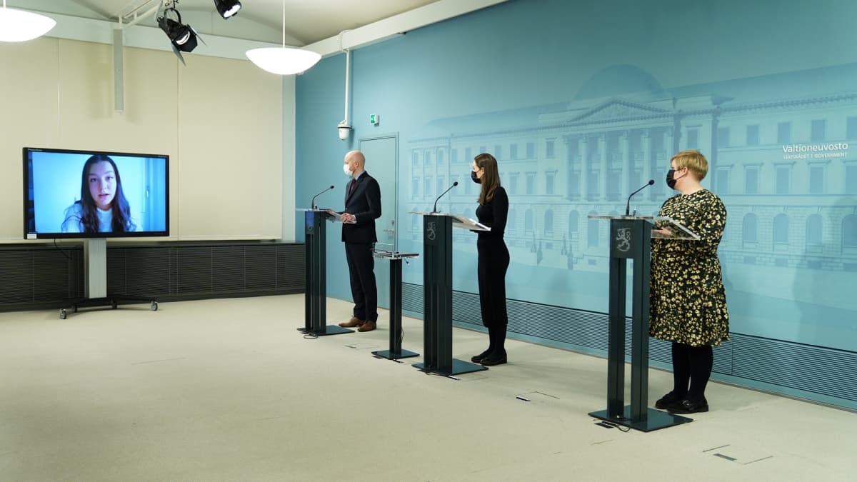 Jussi Saramo, Sanna Marin ja Annika Saarikko
