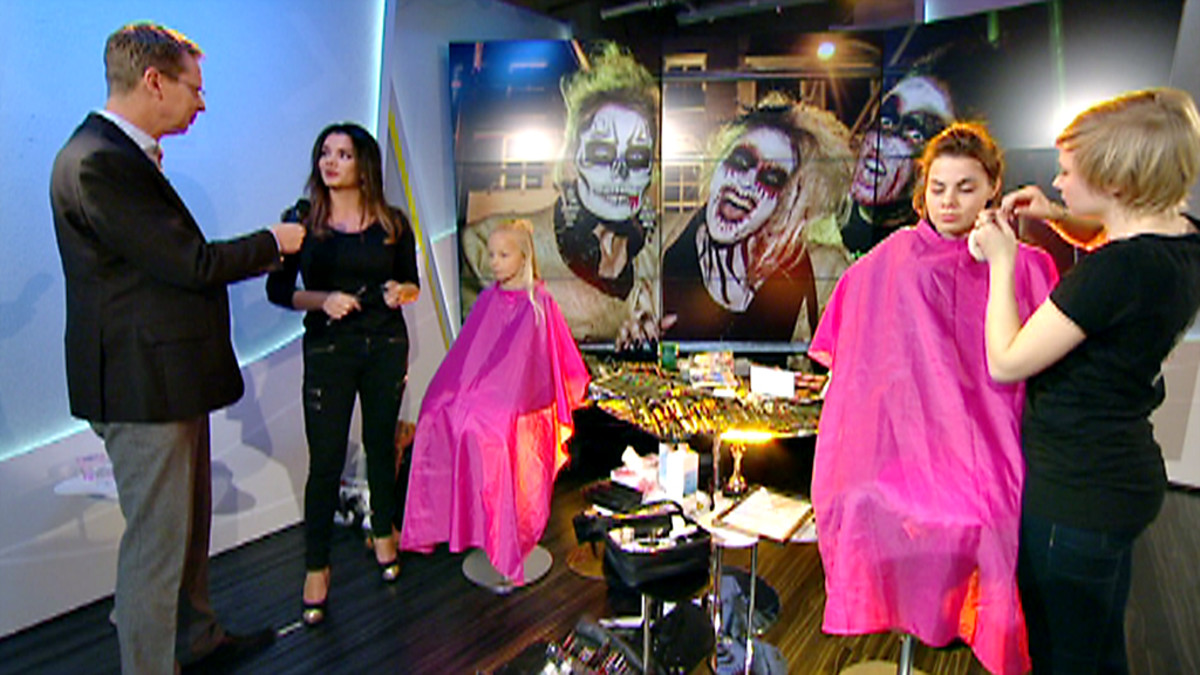 Halloween maskeerausta.