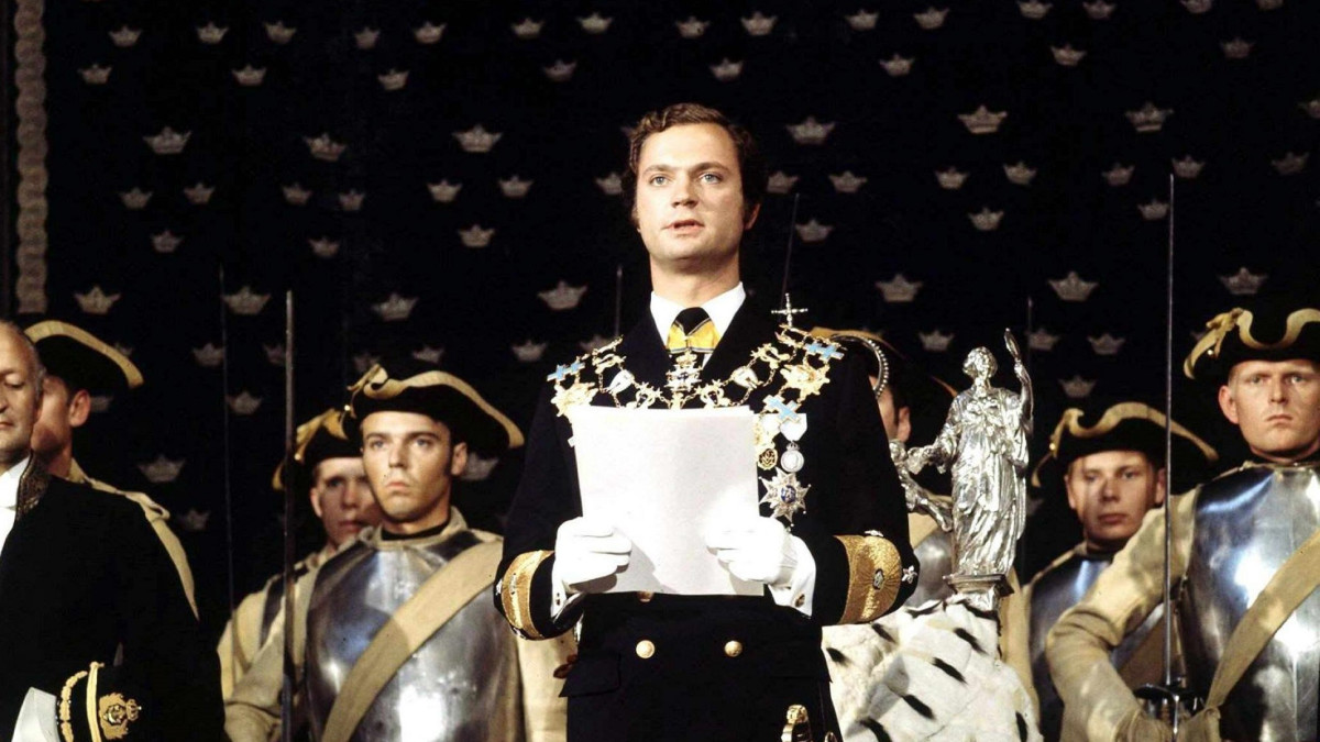 Kuningas Kaarle XVI Kustaa astui valtaan 15.9.1973.