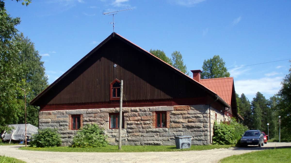 Iisalmen Kirkonsalmen kivinavetta myyntiin | Yle Uutiset