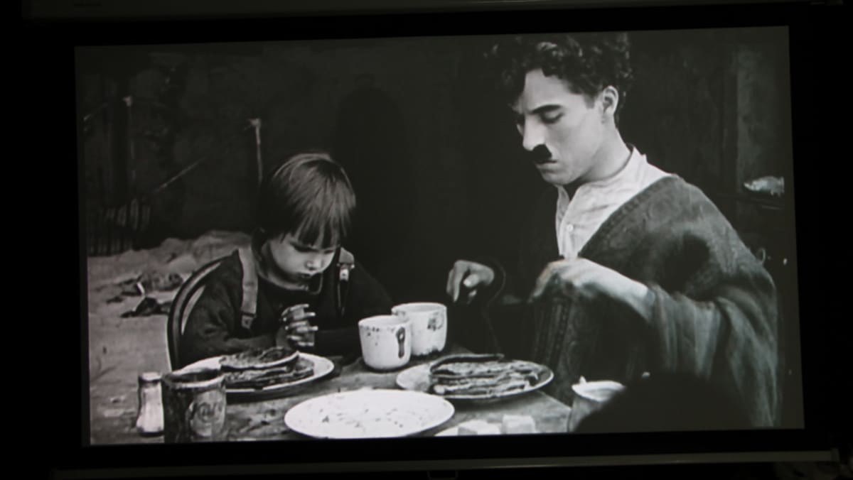 Vanha Chaplin-elokuva elokuvaharrastaja Kari Glödstafin kokoelmista.