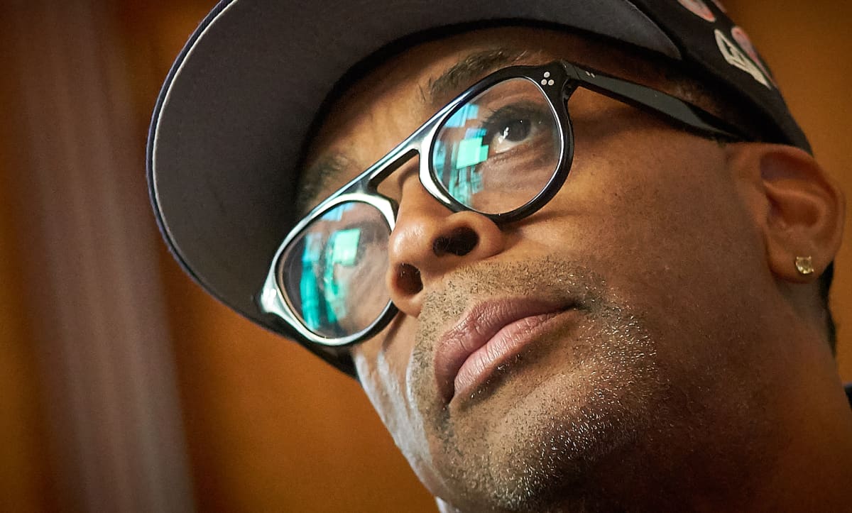 Spike Lee Ylen Erikoishaastattelussa Aarioikeiston Nousu Ei Ole Vain Amerikan Ongelma Ranskalla On Le Pen Briteilla Brexit Ja Teilla Se Tyyppi Jonka Nimea En Muista Yle Uutiset Yle Fi