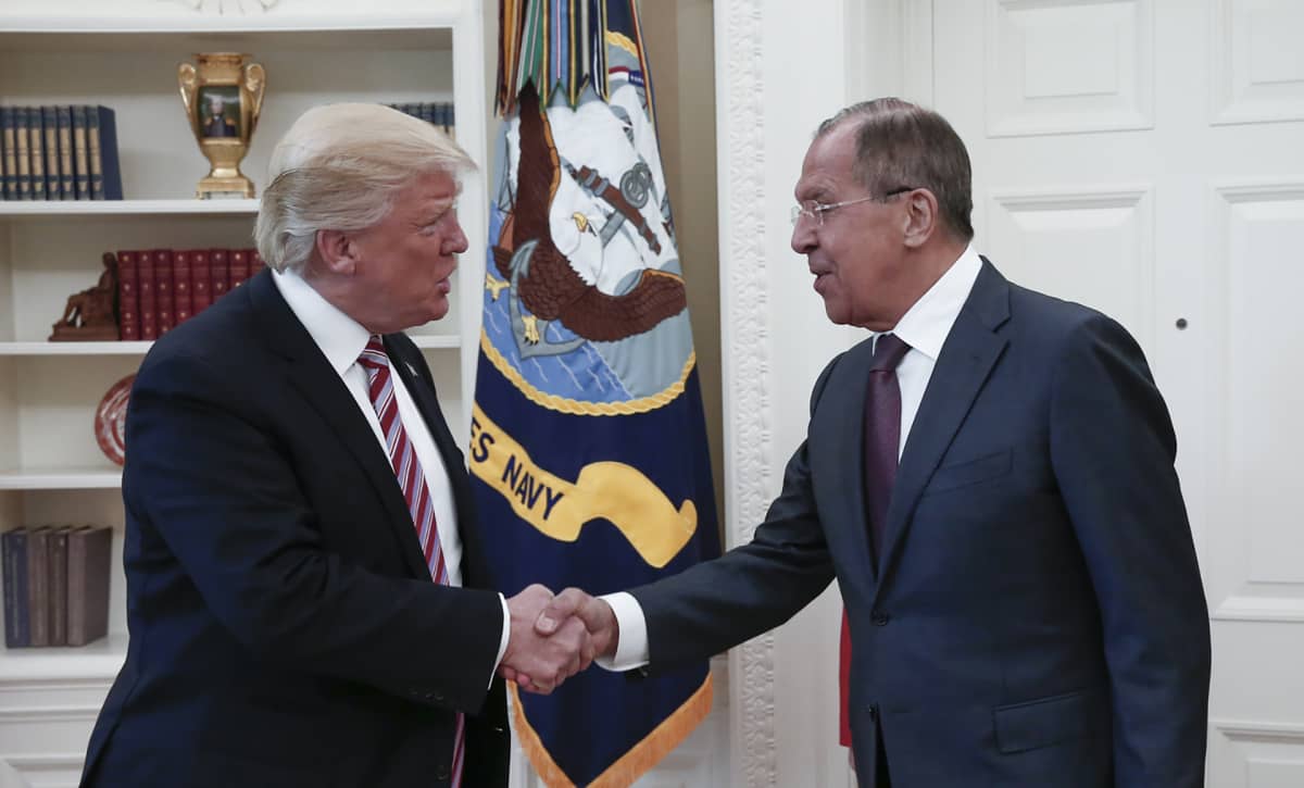 Donald Trump ja Sergei Lavrov.