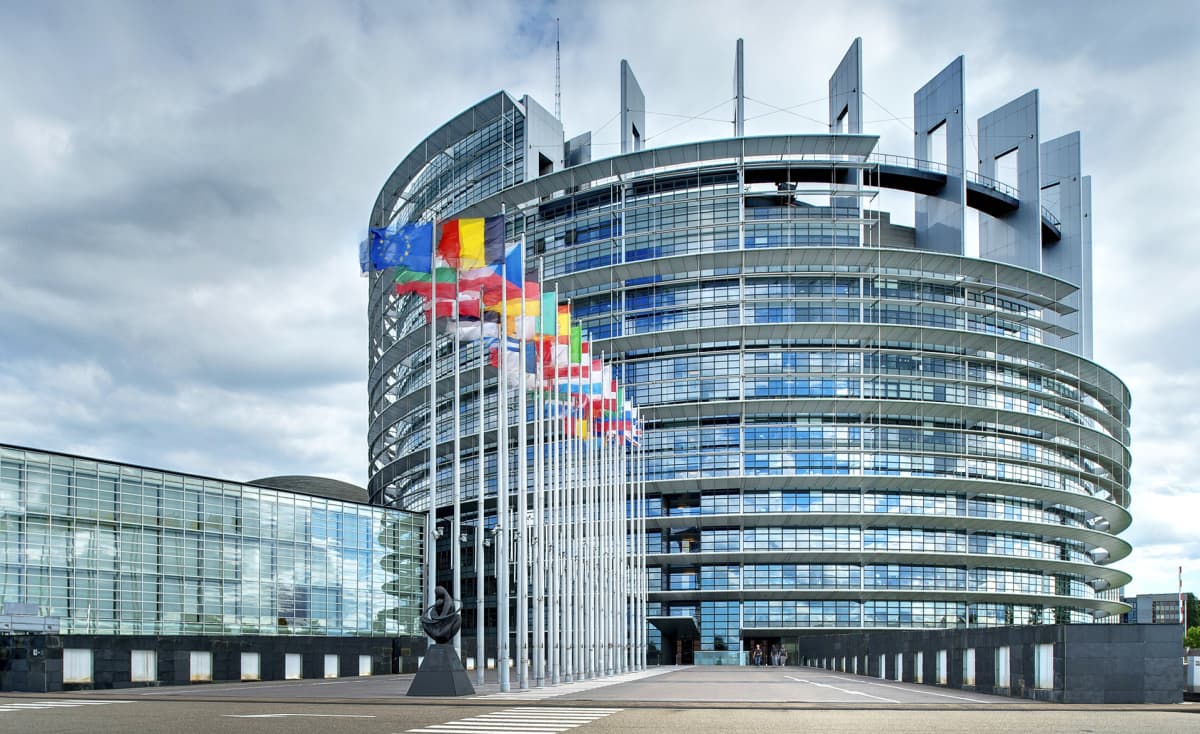 EU-parlamentin rakennus Strasbourgissa.