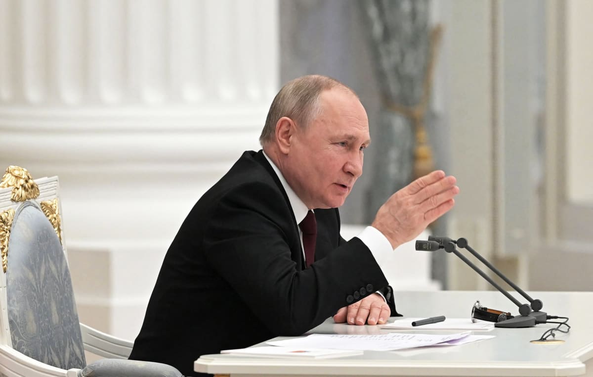 Putin määräsi venäläissotilaita Itä-Ukrainan separatistialueille  