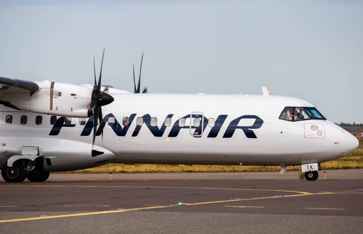 Nordic Regional Airlines oy:n ATR72-500 lähdössä 