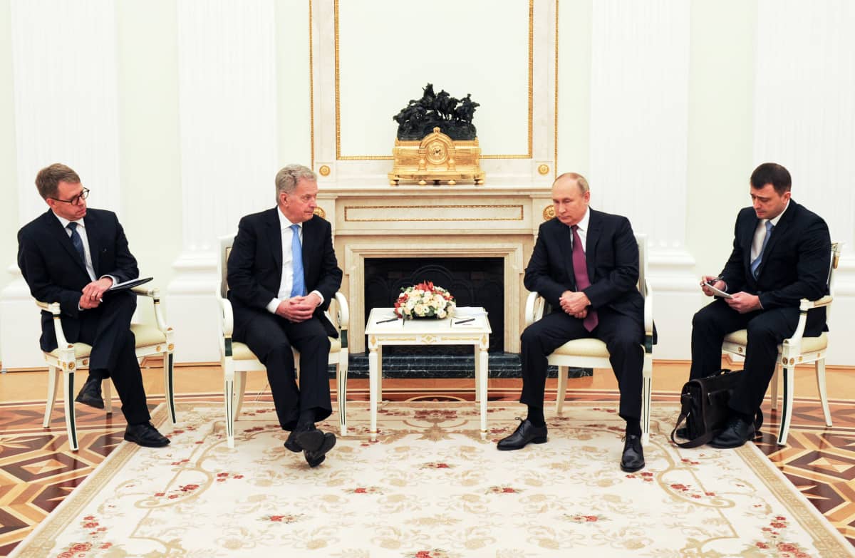 Sauli Niinistö ja Vladimir Putin keskustelevat Moskovassa.