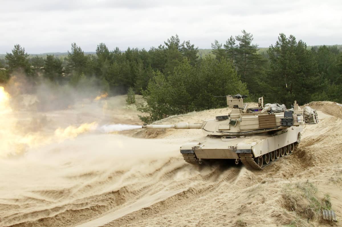 abrams-panssarivaunu ampuu