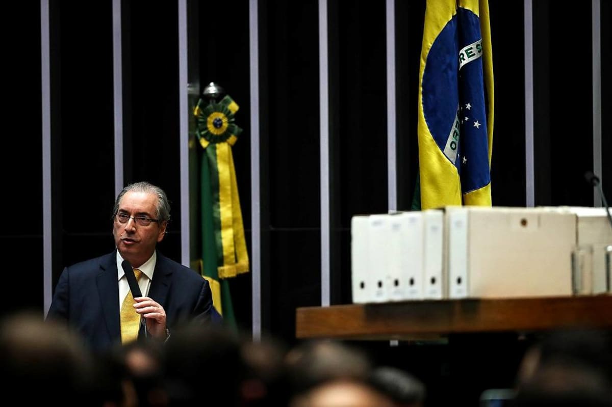 Edustajainhuoneen entinen puheenjohtaja Eduardo Cunha piti puhetta ennen eroäänestystään Brasiliassa 12. syyskuuta. 