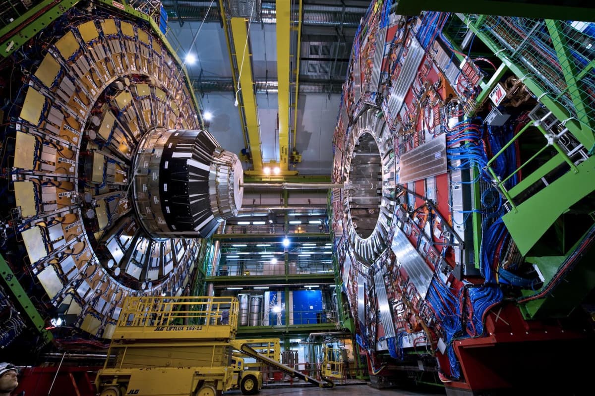 Detektorn CMS i Large Hadron Collider.