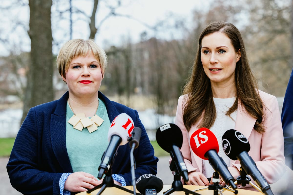 Annika Saarikko ja Sanna Marin.