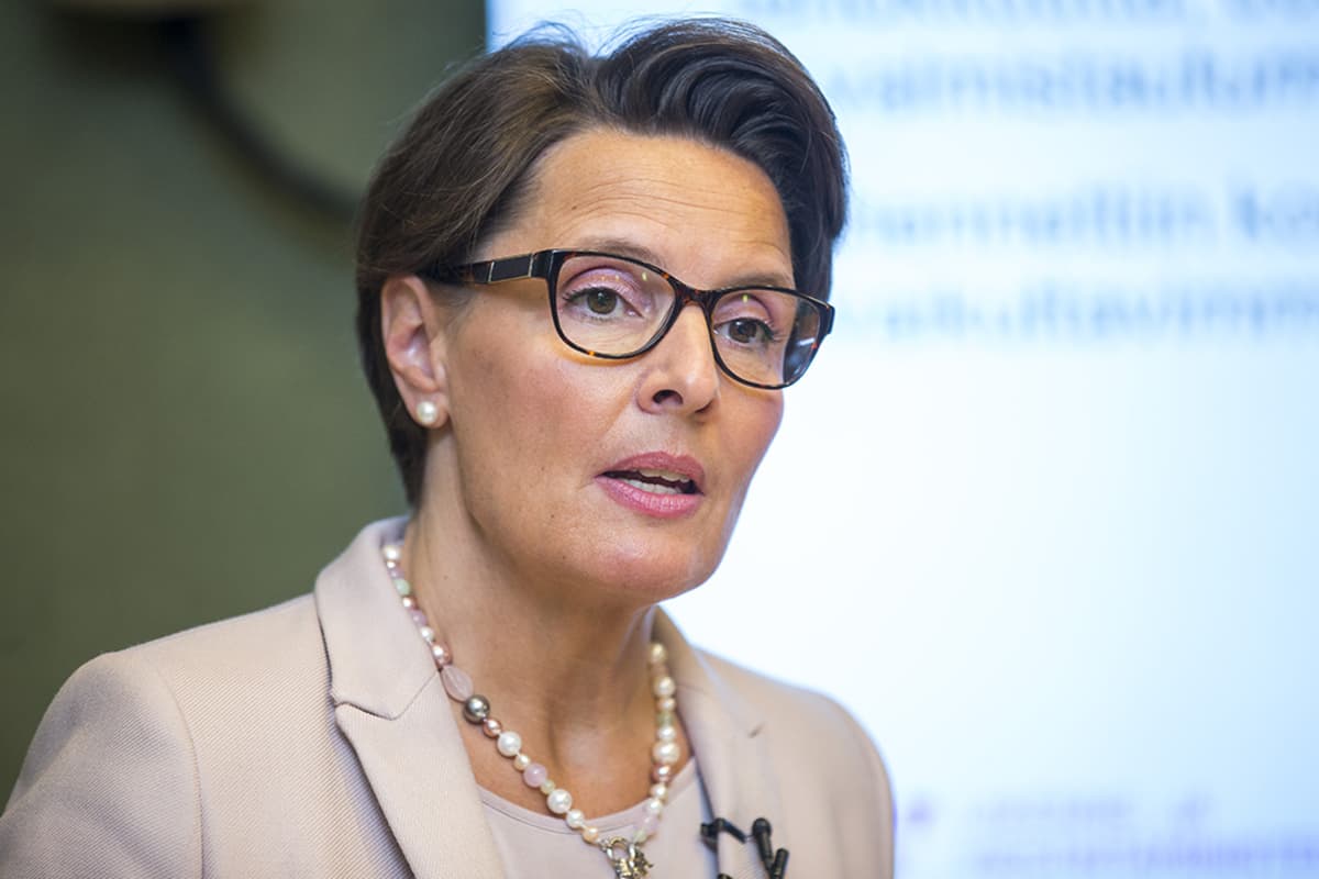 Berner Leads Ministers In 2015 Earnings News Yle Uutiset