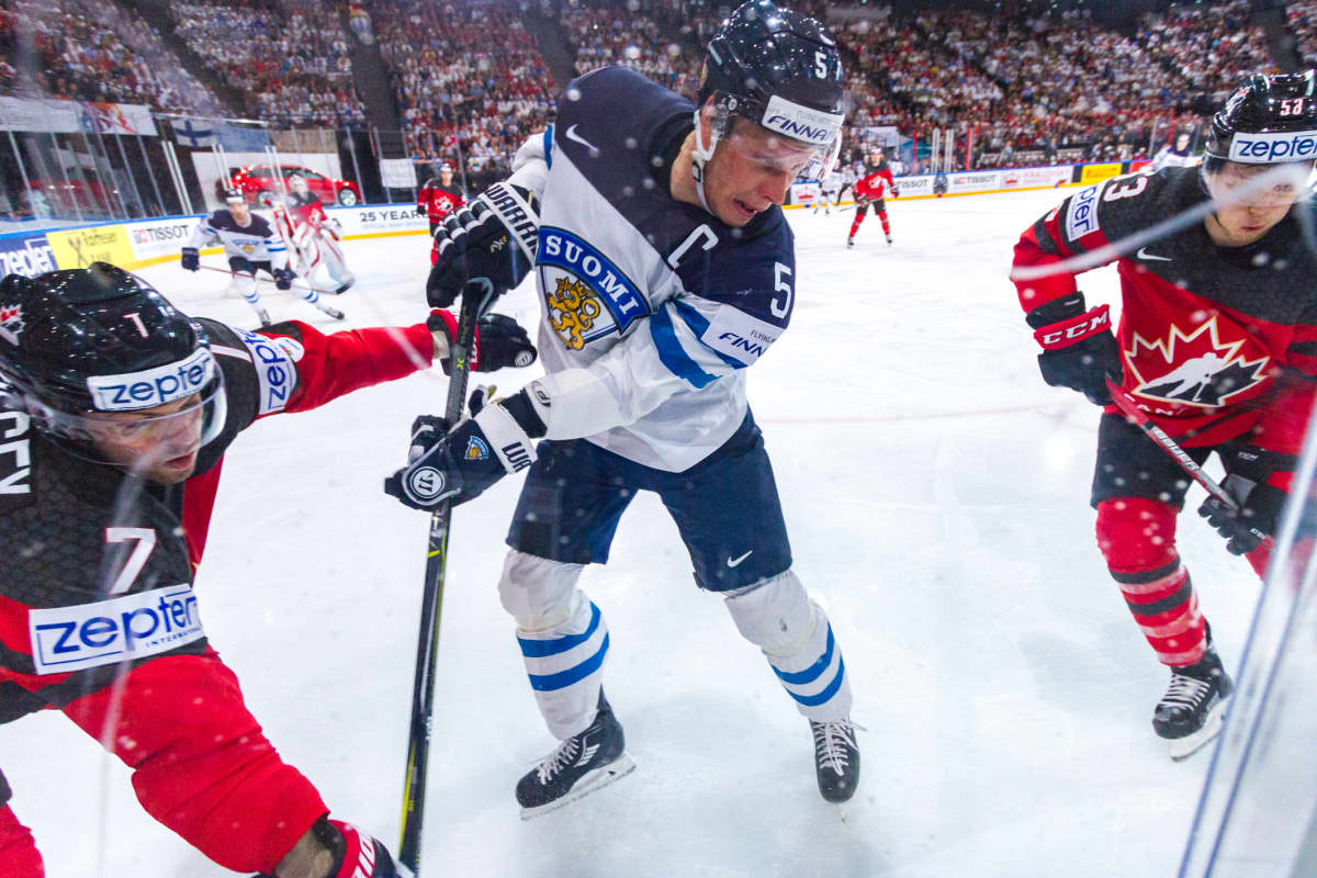 Lasse Kukkonen Kanadaa vastaan