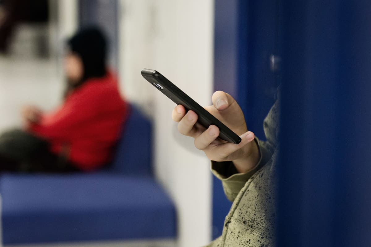 Matkapuhelinten käyttöä koulussa 16.9.2019.