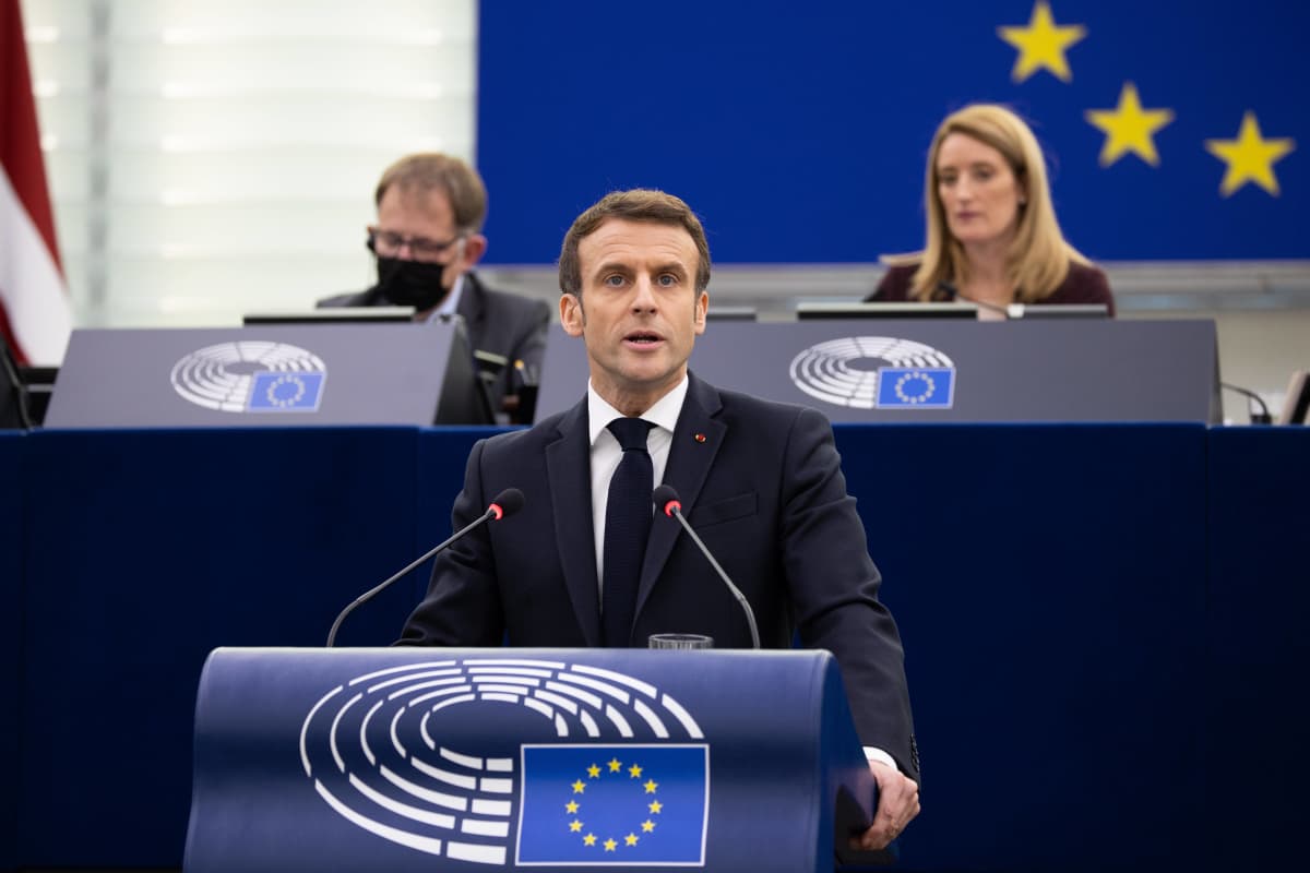 Presidentti Macron esitteli Ranskan tavoitteita Strasbourgissa kokoontuneelle europarlamentille.