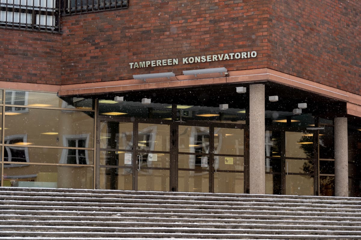 Avi puuttui Tampereen konservatorion työntekijöiden kohteluun työpaikalla |  Yle Uutiset