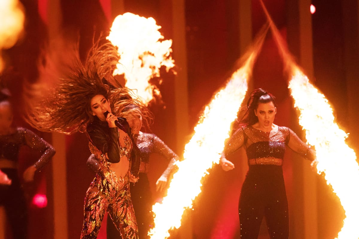 Eleni Foureira lavalla.