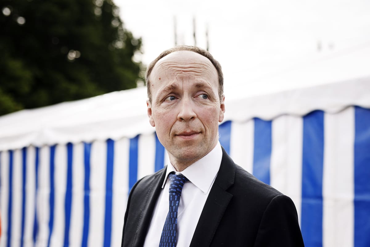 Jussi Halla Aho Ps Nuorten Tuen Peruuttamisesta Kohtuuton Seuraus Yksittaisesta Typerasta Tviittauksesta Vaatii Reagointia Nuorisojarjestossa Olevaan Ongelmaan Yle Uutiset Yle Fi