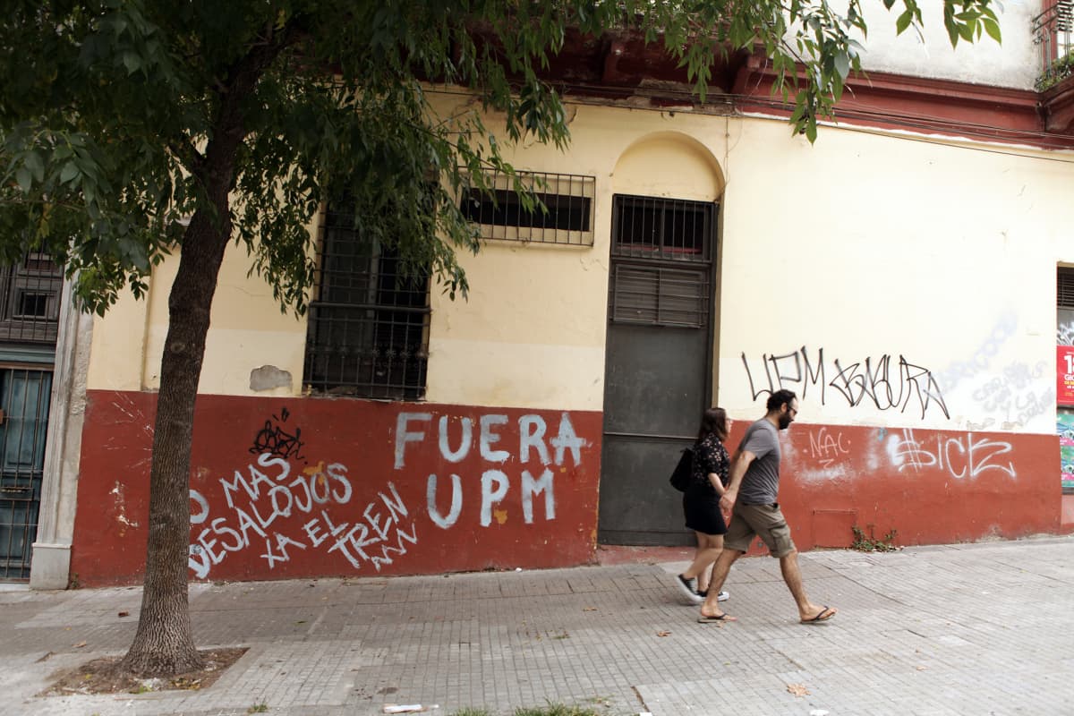 UPM:ää vastusta seinägraffiti Montevideossa