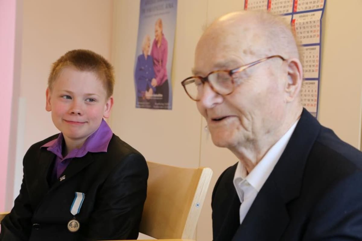 107-vuotias Toivo on Suomen vanhin elossa oleva sotaveteraani – sai  ensimmäisen kunniamerkkinsä | Yle Uutiset