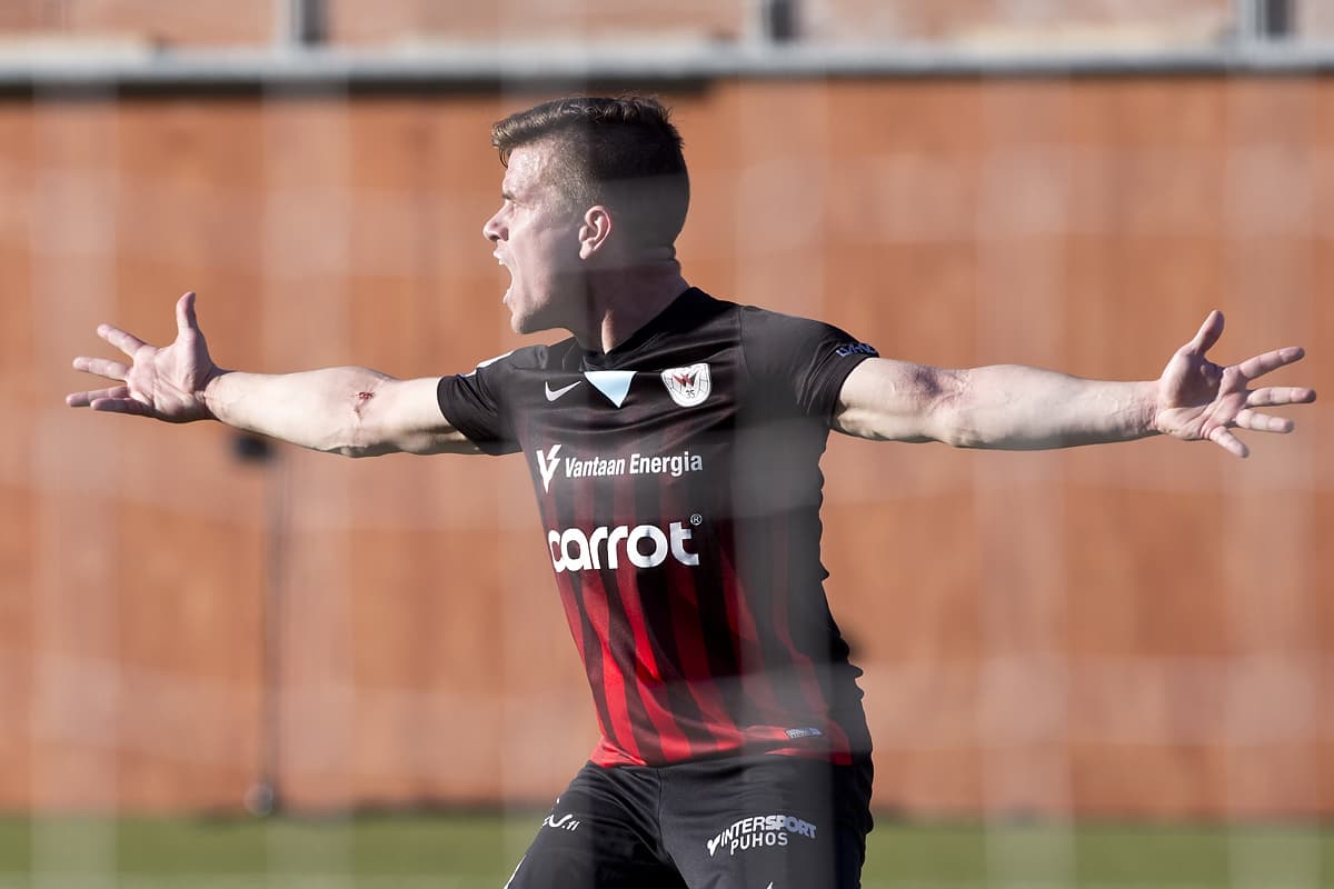 Ifk Mariehamnille Ensimmainen Kotitappio Pk 35 Ilman Espanjalaisia Isoon Voittoon Nain Eteni Veikkausliiga Kierros Yle Urheilu Yle Fi