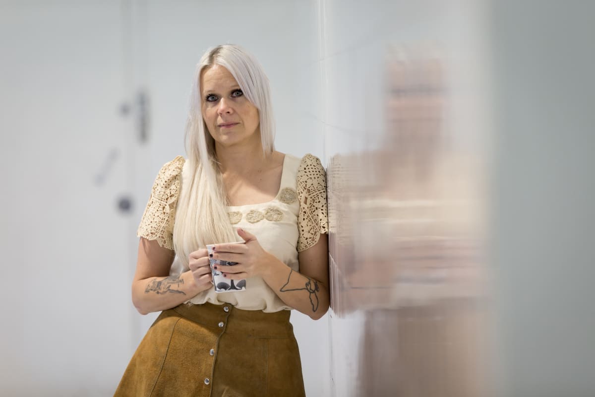 Kulttuurivieras, muotisuunnittelija ja elokuvantekijä Paola Suhonen 1200x800 kuva Kulttuurivieras, muotisuunnittelija ja elokuvantekijä Paola Suhonen