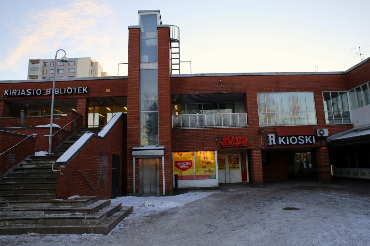 Koivukylän asemanseudun liikekeskus uusitaan lähivuosien aikana.