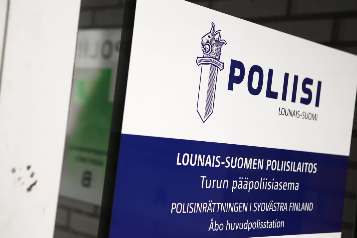Lounais-Suomen poliisilaitos lähettää poliiseja suurvaltajohtajien  tapaamiseen – väkeä otettu lomilta töihin