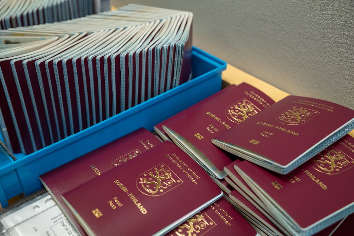 Uusia passeja päätynyt väärille ihmisille ympäri Suomen – poliisin mukaan  ongelman laajuus koskee enintään 550 passilähetystä