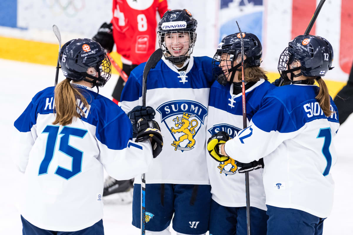 Oona Havana, Sofia Nuutinen, Sanni Vanhanen och Elli Suoranta.