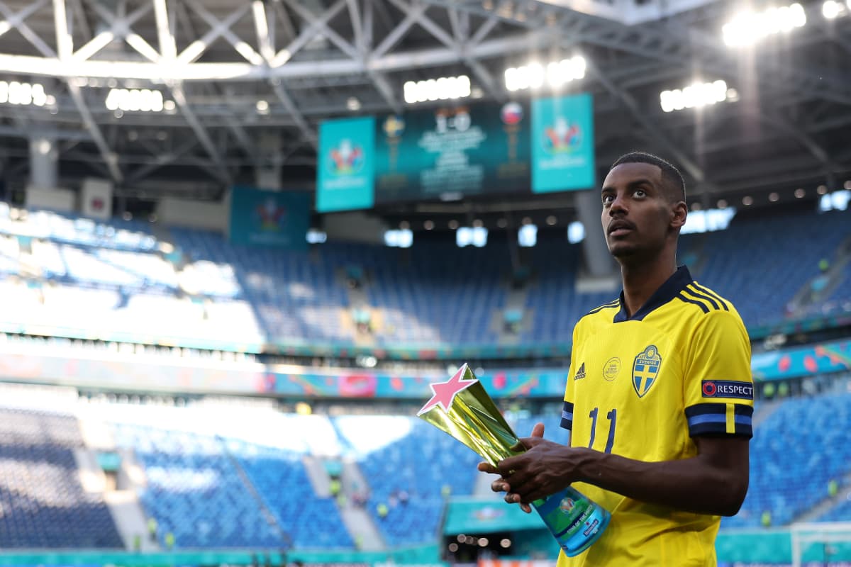EM-kisoissa häikäissyt Ruotsin Alexander Isak kiinnostaa ...