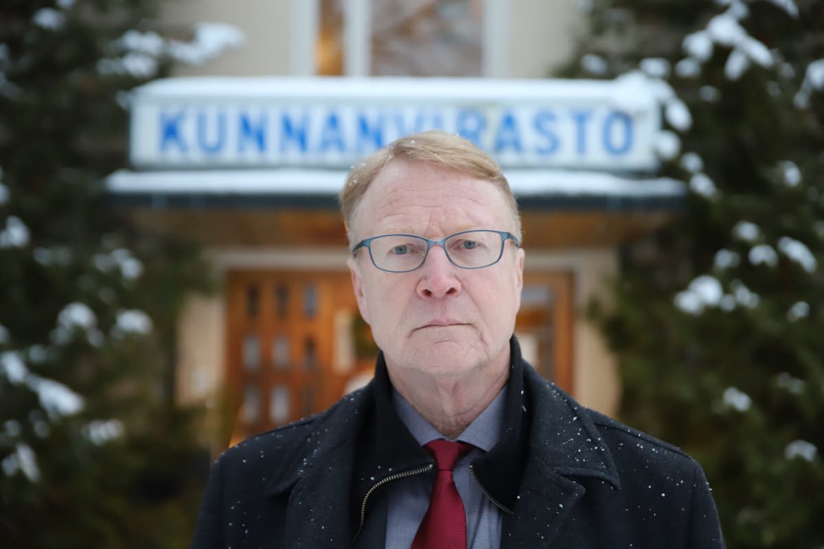 Pöytyän virasta pidätetty vt. kunnanjohtaja Harri Hiitiö.