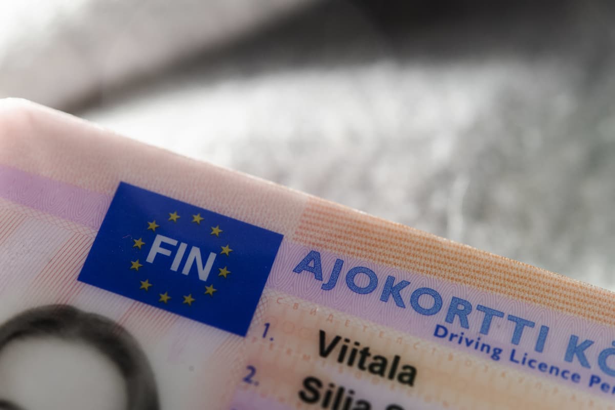 Suomalaiset 17-vuotiaat voivat pian saada ajokortit |  Uutiset
